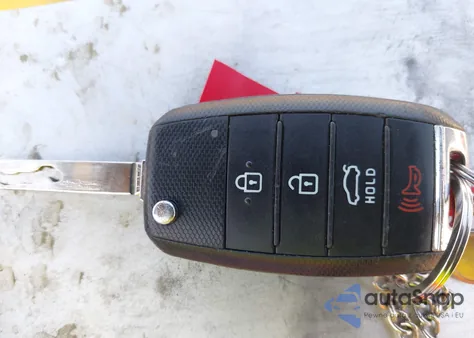 2019 Kia Rio S z USA, uszkodzony, nr VIN 3KPA24AB0KE167569